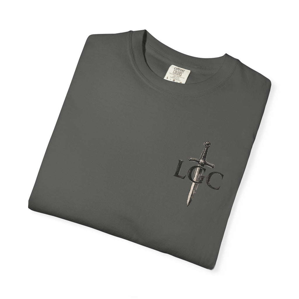 Sword Oath “Forged in Discipline” Graphic T-Shirt – Medieval Sword Streetwear Tee, Motivational Discipline Shirt